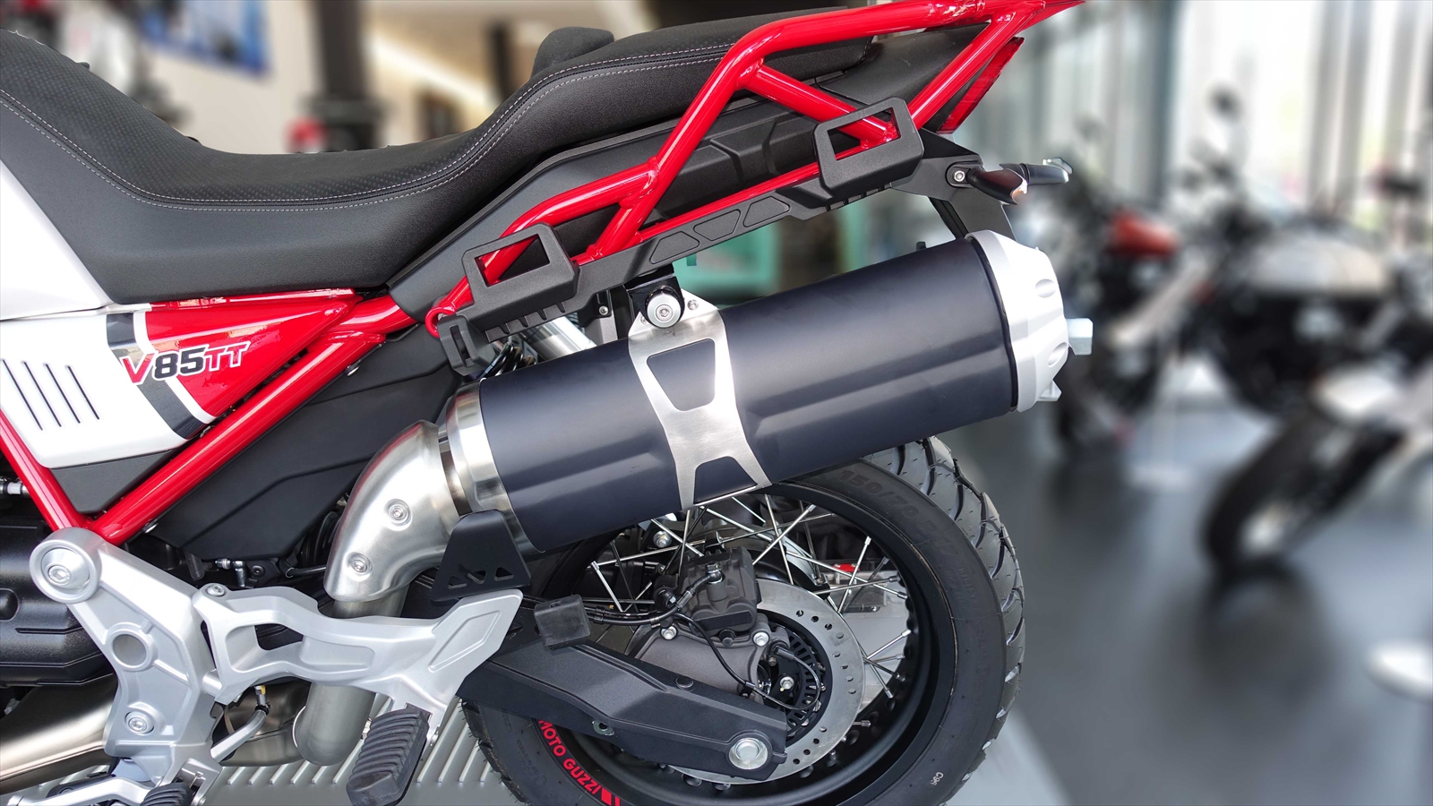 urban-kofferhalter-v85-tt-moto-guzz-ofrag-retail-5242-lupfig